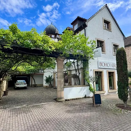Design Im Alten Schloss Apartment